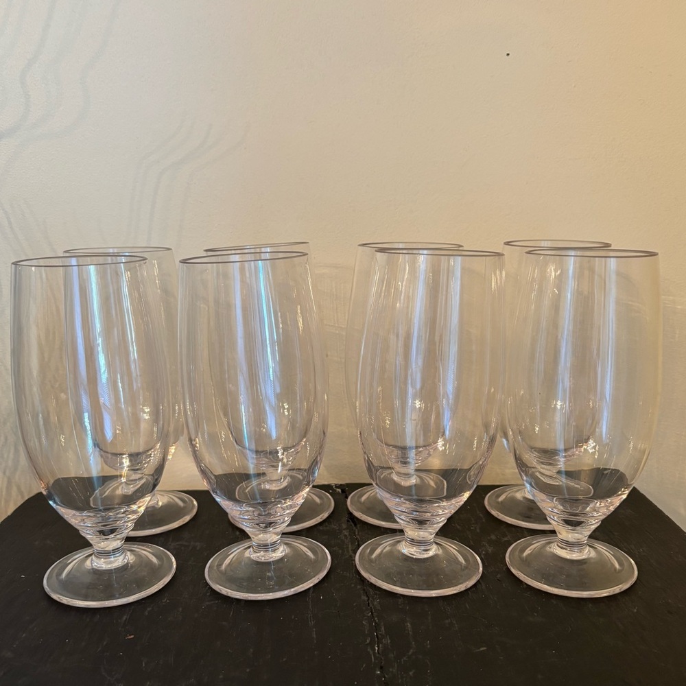 New plastic entertainment glasses (8) count